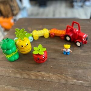LEGO 10982 - DUPLO - Fruit and Vegetable Tractor